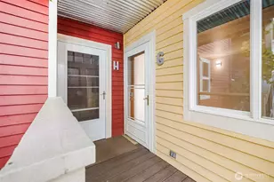 2400 E Howell St, Seattle, WA 98122 - Photo 3