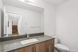 6325 34th Ave SW, Seattle, WA 98126 - Photo 5