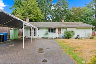 18328 Ashworth Ave N, Shoreline, WA 98133 - Photo 3
