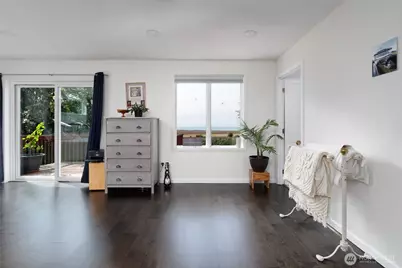 4251 Hollydale Lane, Oak Harbor, WA 98277 - Photo 17