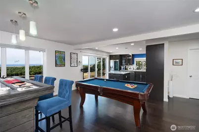 4251 Hollydale Lane, Oak Harbor, WA 98277 - Photo 9