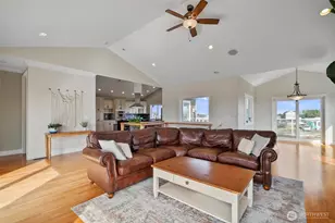 470 W Wind St, Ocean Shores, WA 98569 - Photo 11