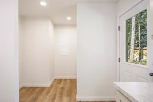 321 N Mountain View Dr, Hoodsport, WA 98548 - Photo 9