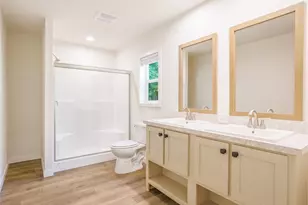 321 N Mountain View Dr, Hoodsport, WA 98548 - Photo 17