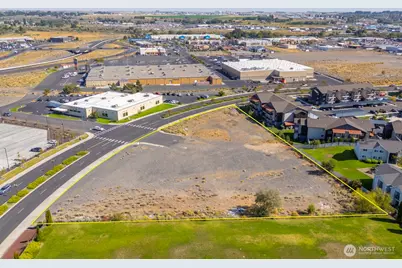 91 West Central Drive, Moses Lake, WA 98837 - Photo 1