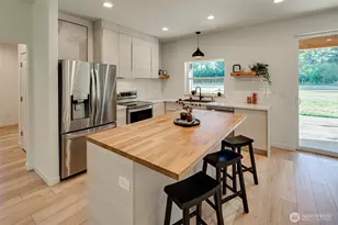 192 Stuart Fld Ln, Ariel, WA 98603 - Photo 5