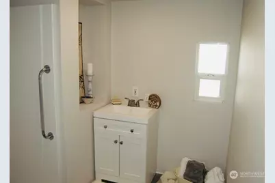 1320 N Oak Harbor Street #162, Oak Harbor, WA 98277 - Photo 11