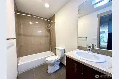 4547 8th Ave NE #306, Seattle, WA 98105 - Photo 17