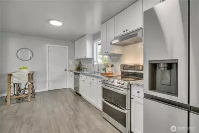 3501 S Webster St, Seattle, WA 98118 - Photo 9