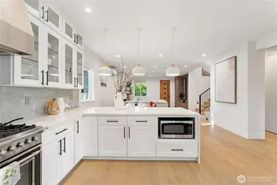 509 N 78th Street, Seattle, WA 98103 - Photo 13