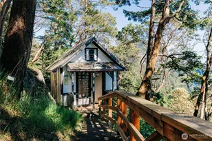 4385 Wildwood Ln, Anacortes, WA 98221 - Photo 31