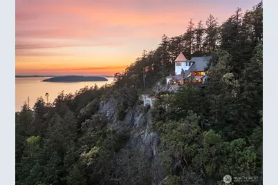 4385 Wildwood Lane, Anacortes, WA 98221 - Photo 3