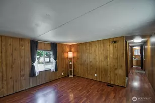 987 Tipsoo Loop N, Rainier, WA 98576 - Photo 7