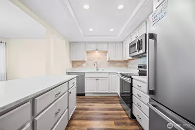 7606 37th Street W #B3, University Place, WA 98466 - Photo 9