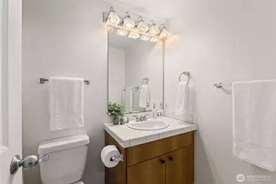 22226 6th Avenue S #201, Des Moines, WA 98198 - Photo 35