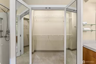 22226 6th Avenue S #201, Des Moines, WA 98198 - Photo 31