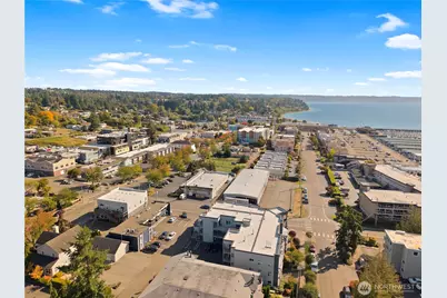 22226 6th Avenue S #201, Des Moines, WA 98198 - Photo 9