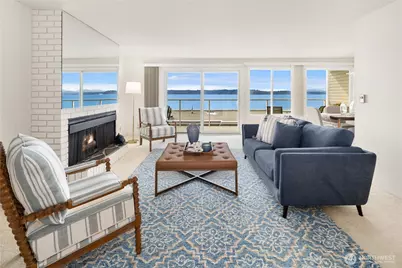 10203 47th Avenue SW #C12, Seattle, WA 98146 - Photo 3