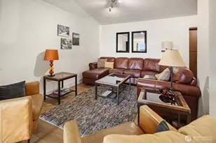 10203 47th Ave SW, Seattle, WA 98146 - Photo 23