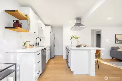 1722 Martin Luther King Jr Way, Seattle, WA 98122 - Photo 9