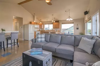 1143 Greenview Avenue SW, Ocean Shores, WA 98569 - Photo 9