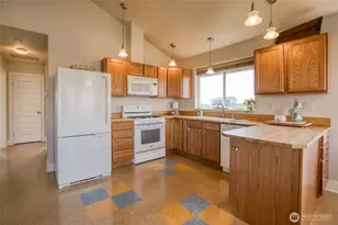 1143 Greenview Ave SW, Ocean Shores, WA 98569 - Photo 13