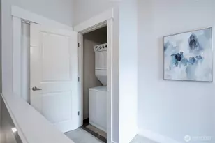 3241 SW Raymond St, Seattle, WA 98126 - Photo 15