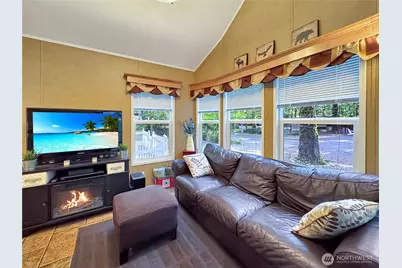 169 1 Fireside Lodge Circle, Deming, WA 98244 - Photo 3