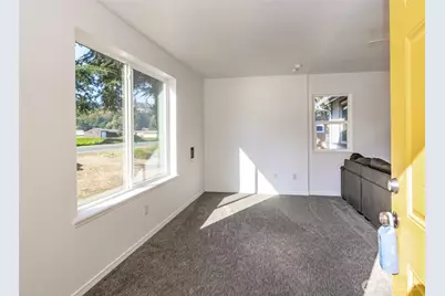 6505 Stewart Avenue E, Puyallup, WA 98371 - Photo 3