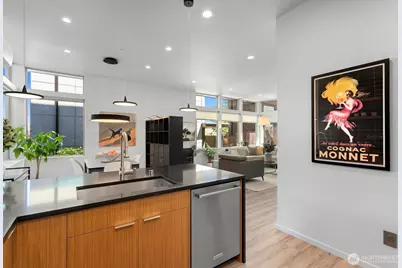 1823 26th Avenue #B, Seattle, WA 98122 - Photo 7