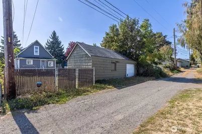 411 S 59th Street, Tacoma, WA 98408 - Photo 25