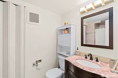 15703 SE 6th Street, Bellevue, WA 98008 - Photo 11