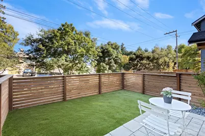 8005 25th Avenue NW, Seattle, WA 98117 - Photo 11