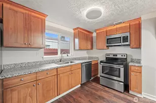 406 E Walnut Ave, Moses Lake, WA 98837 - Photo 11