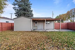 406 E Walnut Ave, Moses Lake, WA 98837 - Photo 3