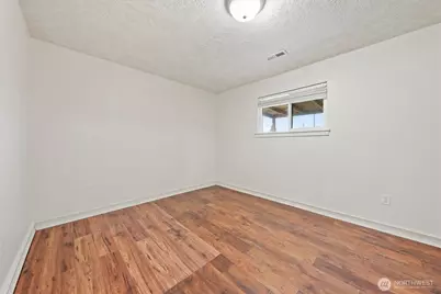 406 E Walnut Ave, Moses Lake, WA 98837 - Photo 15