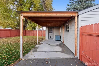 406 E Walnut Ave, Moses Lake, WA 98837 - Photo 23