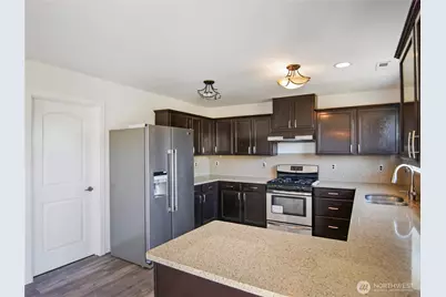 12437 SE 297th Place, Auburn, WA 98092 - Photo 7