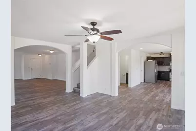 12437 SE 297th Place, Auburn, WA 98092 - Photo 5