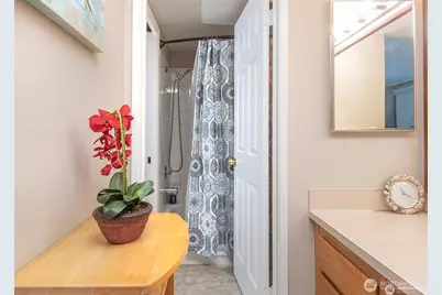 134 SW 116th Street #H-21, Seattle, WA 98146 - Photo 11