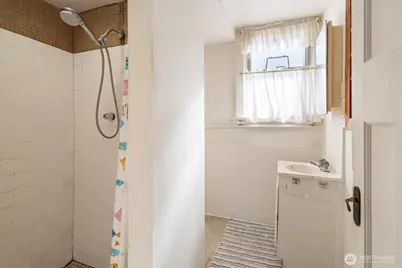 7003 40th Avenue NE, Seattle, WA 98115 - Photo 21