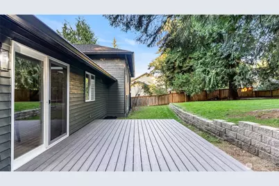 20713 NE 44th Street, Sammamish, WA 98074 - Photo 35