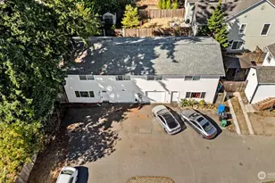 19821 Whitman Pl N, Shoreline, WA 98133 - Photo 3