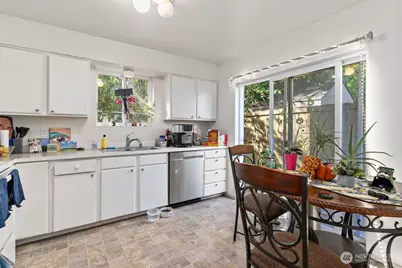 19821 Whitman Place N, Shoreline, WA 98133 - Photo 23