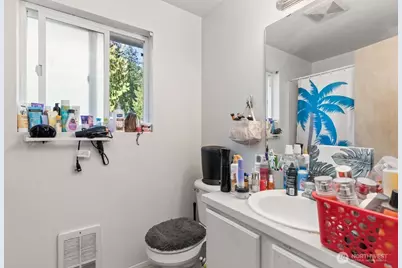 19821 Whitman Place N, Shoreline, WA 98133 - Photo 13