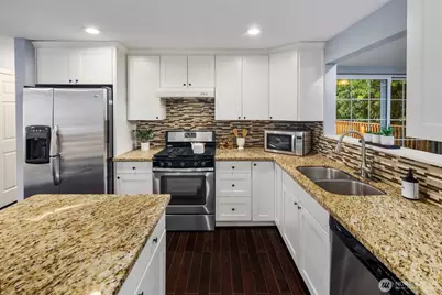 14831 NE 14th Street, Bellevue, WA 98007 - Photo 7