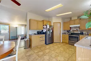 165 Harmon St, Waitsburg, WA 99361 - Photo 9