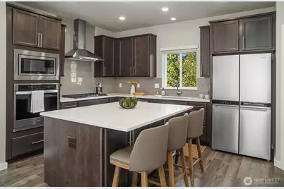 309 207th Place SE, Bothell, WA 98012 - Photo 9