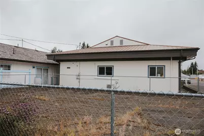 451 Fifth Avenue, Forks, WA 98331 - Photo 29