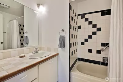 4960 Harbor Hills Drive, Freeland, WA 98249 - Photo 13